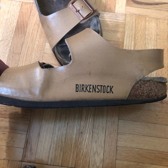 Tan Birkenstock sandals - Picture 9 of 9